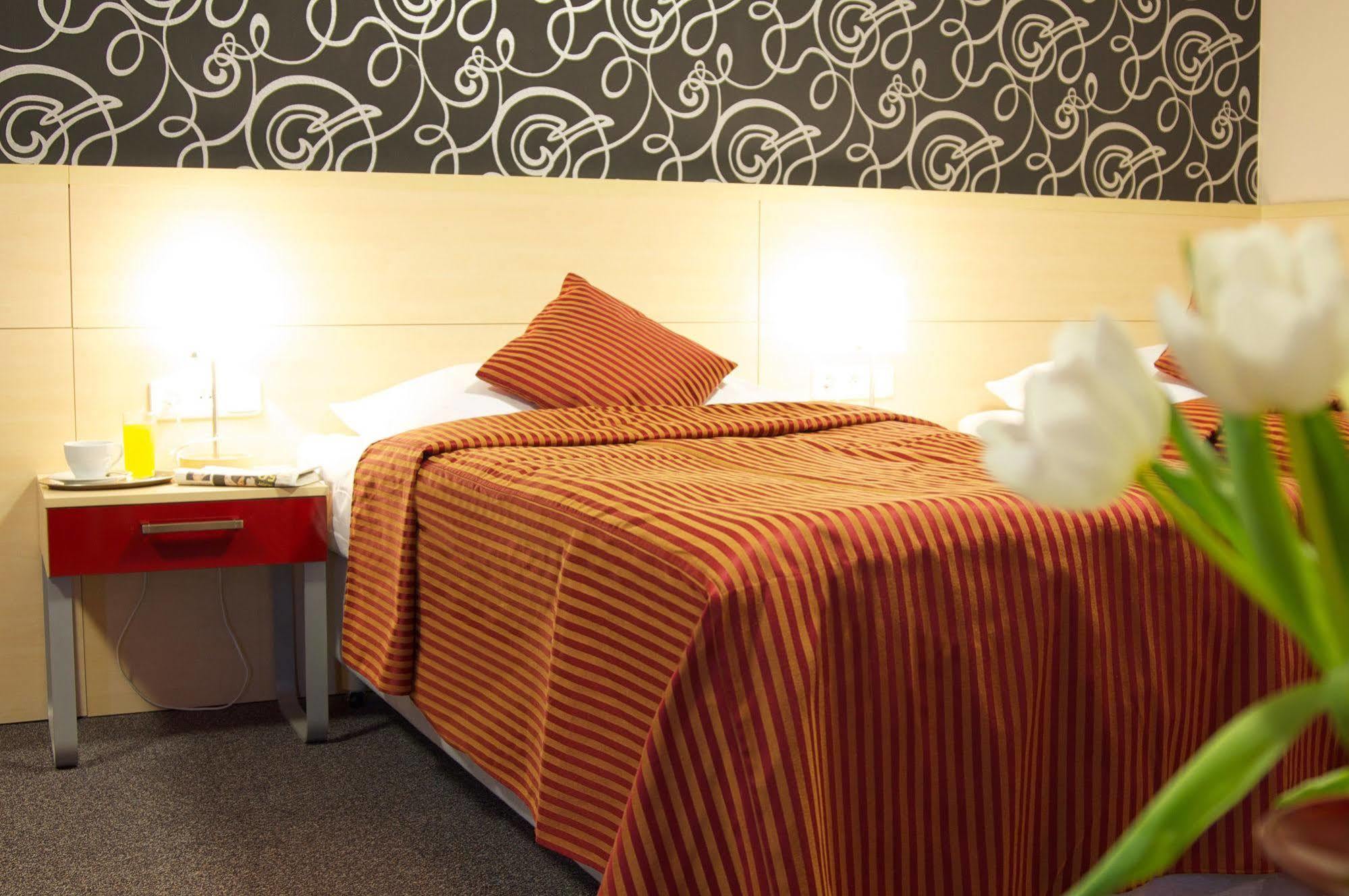 Hotel Albellus เบอร์โน ภายนอก รูปภาพ