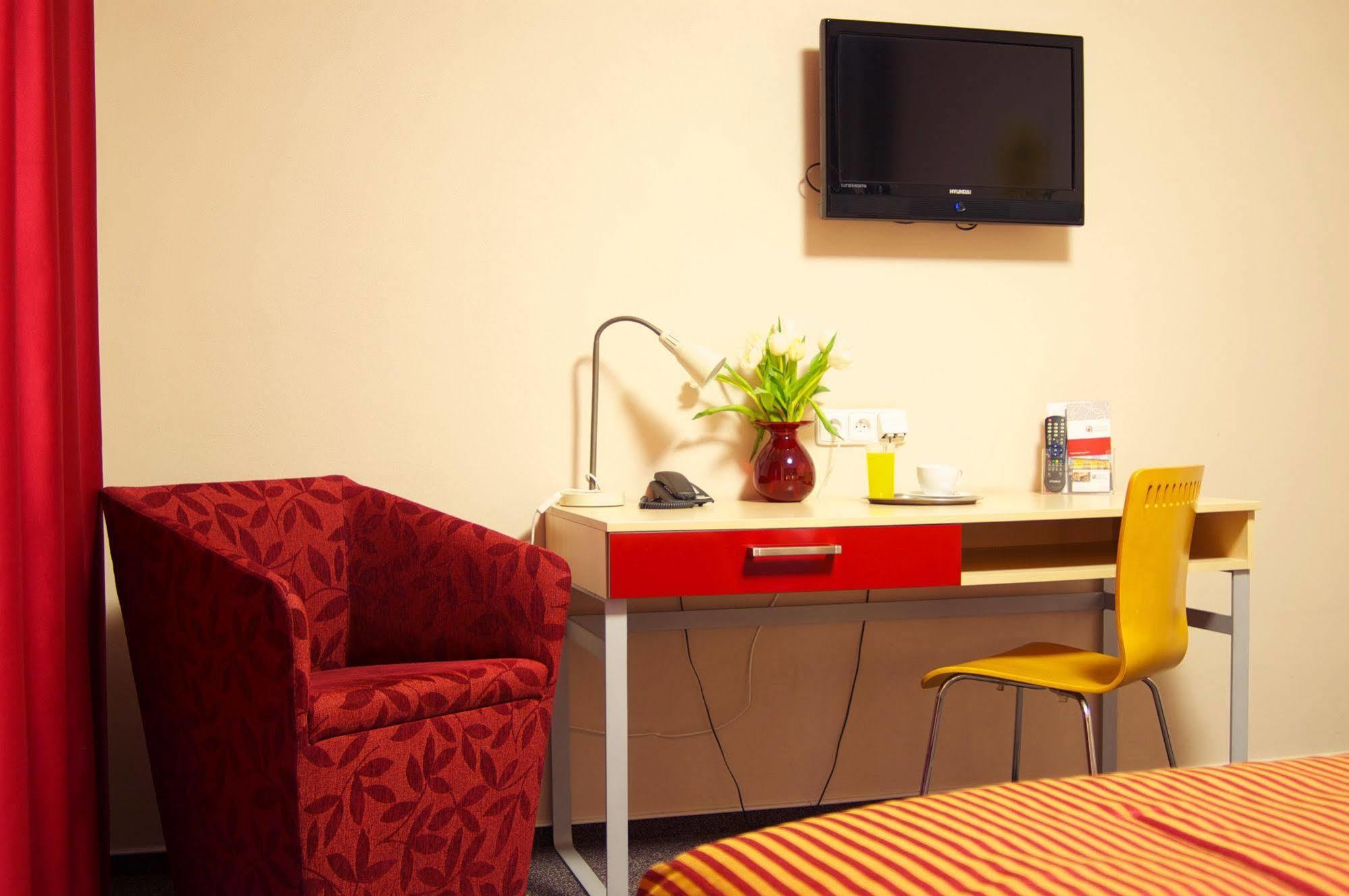 Hotel Albellus เบอร์โน ภายนอก รูปภาพ